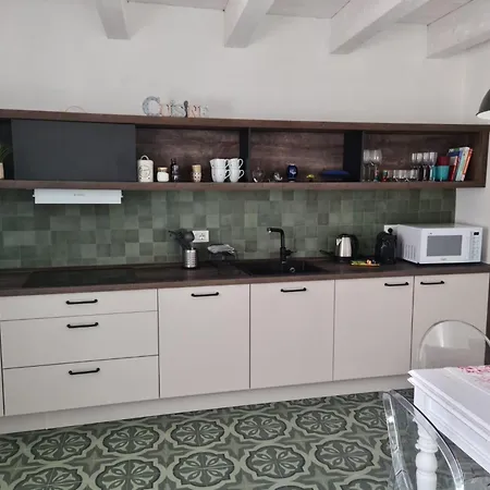 Altamarea - Luce, Spazi Ampi E Comfort Al Centro Del Paese Casa vacanze Carloforte (Isola di San Pietro)
